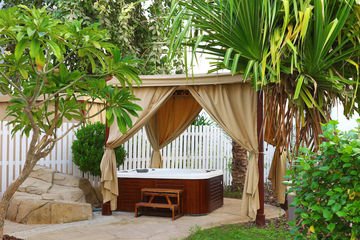 هتل دبی‌ مارین بیچ ریزورت و اسپا